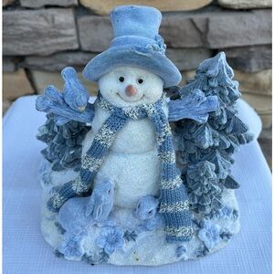 Joelson Industries vintage Christmas figurine scene:snowman and bunnies, 8x7x6